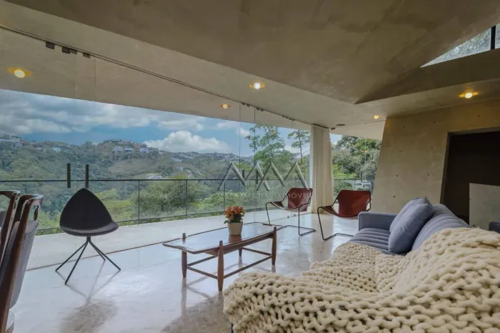 Casa à venda no Vila Del Rey | 4 quartos - 350 m²
