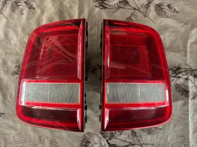 Par Lanterna Traseira Saveiro G5 G6 2010 a 2016 Original Volkswagen
