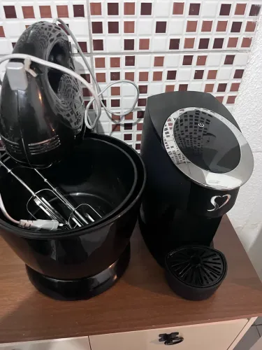 Cafeteira 3 Corações + Batedeira em ótimo estado