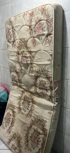 Vendo colchão solteiro