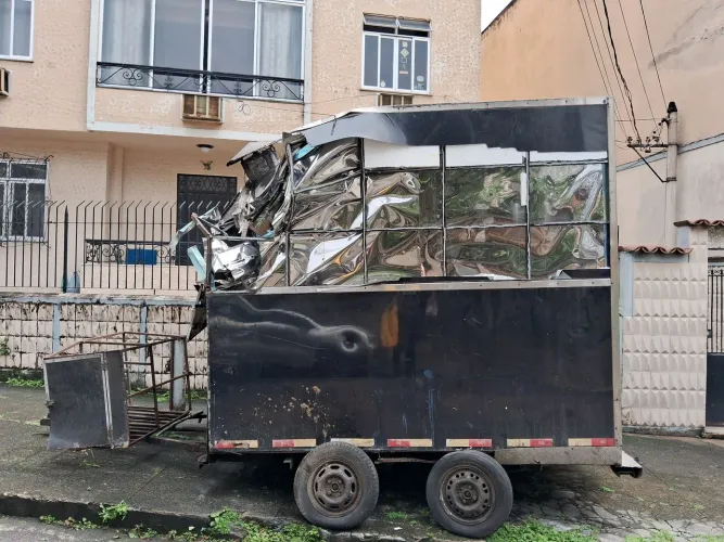 Trailer food truck NO ESTADO