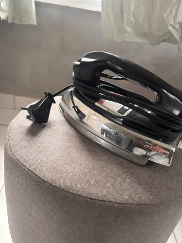 Ferro de passar 110 vts Black&Decker