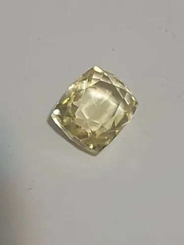 Topázio Amarelo Claro