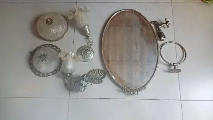 Vendo kit banheiro antigo 