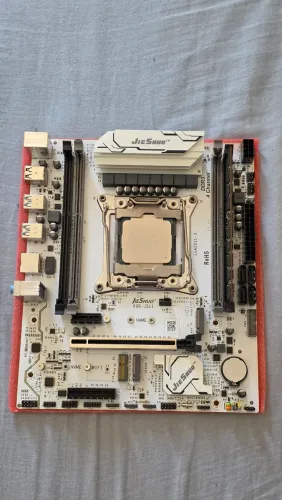 Kit Placa Mãe JIESHUO X99-JS11 + Xeon E5-2676 V3, Utiliza 16GB de memória DDR3