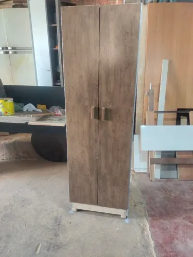 Multiuso (Guarda roupa)