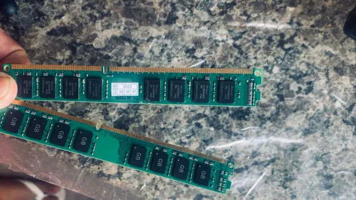 2x Memória RAM DDR3 ? Servidor/PC ? Funcionando Perfeitamente
