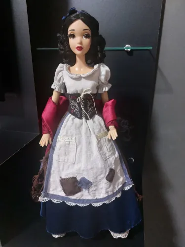 Boneca Branca de Neve Camponesa