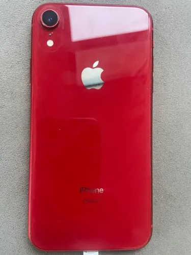 iphone 11 64 gb   modelo RED 