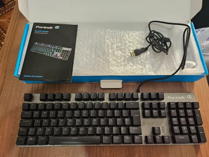 teclado mecânico fortrek Black hawk