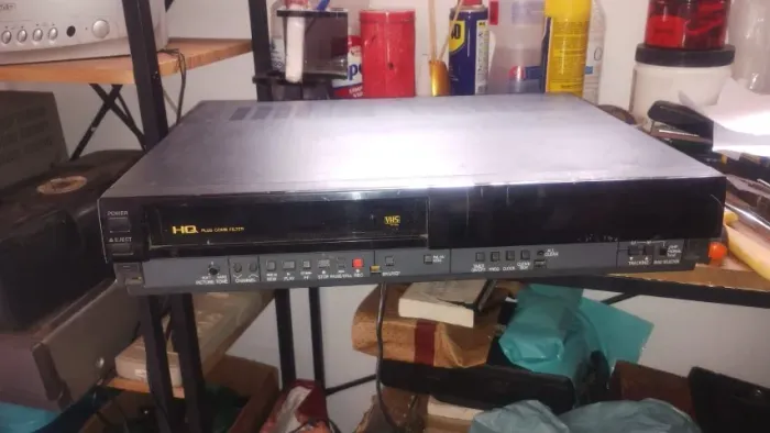 SUCATA VÍDEO CASSETE SHARP VC 1062B NÃO FUNCIONA 
