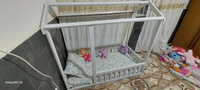 Cama infantil Montessoriana 
