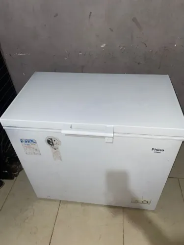 Vendo um freezer funcionando perfeitamente ele e pequeno