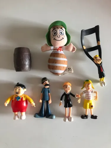 CHAVES - lote com 7 itens