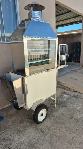 Carrinho para churrasquinho e jantinha