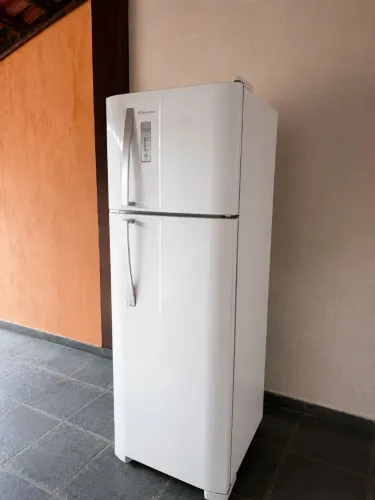 Geladeira Electrolux DF36A Frost Free (LEIA A DESCRIÇÃO)