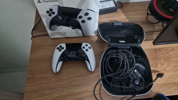 Dual sense egde ps5 ( 1 mes de uso)