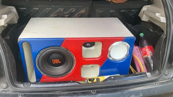 Som automotivo
