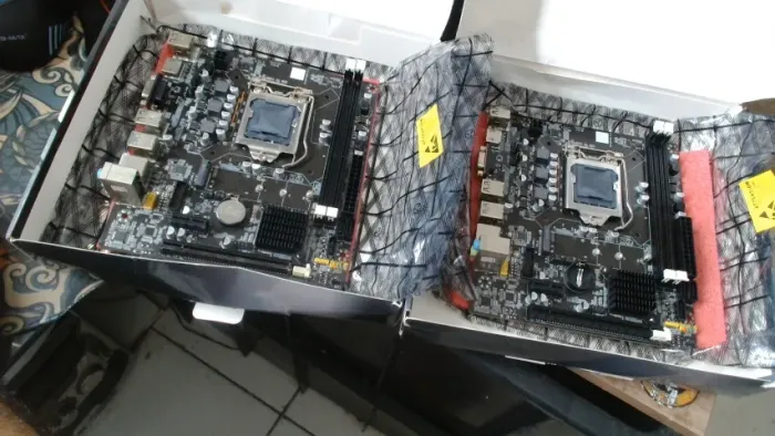 2 PlacaS Mae Elite B75