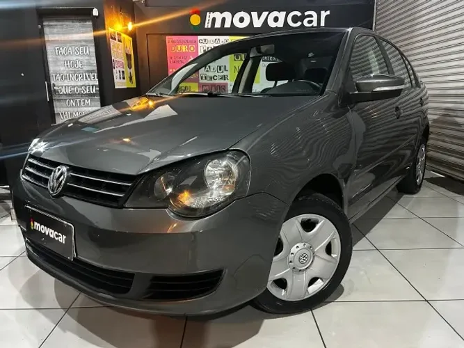 Volkswagen Polo Sedan 1.6 MI Total Flex 8V 4P 2013