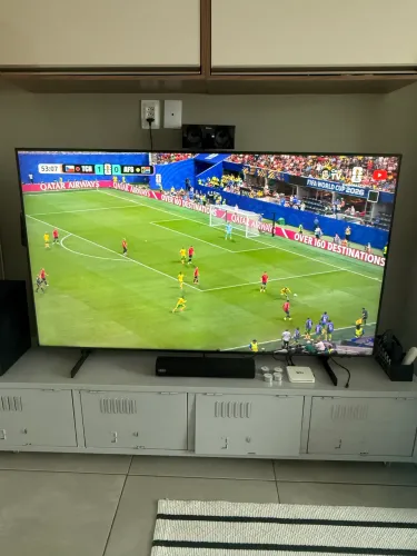 Televisão Samsung 65 polegadas novíssima