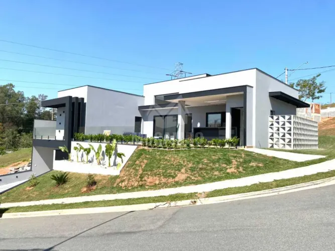 Casa em Condomínio : Térrea / Residencial / Condomínio San Giovanni