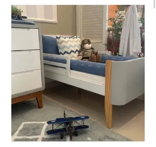 Cômoda Infantil, mini cama e colchão