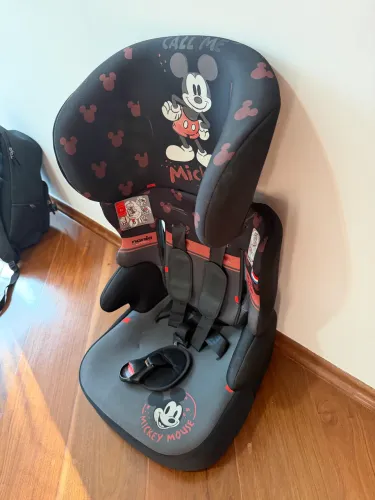 Cadeirinha infantil para carro
