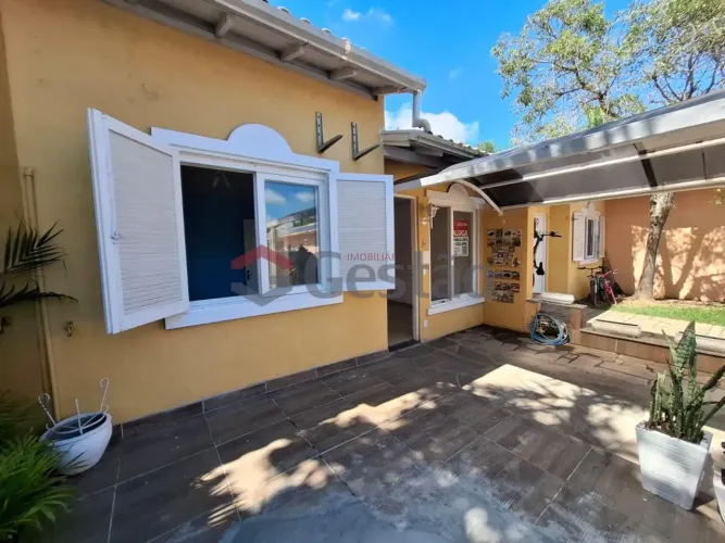 Excelente casa 02 dormitórios em condomínio fechado Bairro Rio Branco REF: C1897