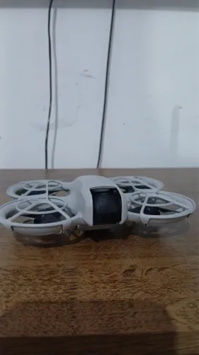 Drone DJI Neo SEM CONTROLE