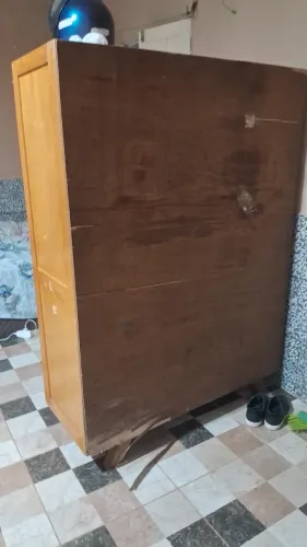 Vendo guarda-roupas usado mais bem conservado valor 280 fone *