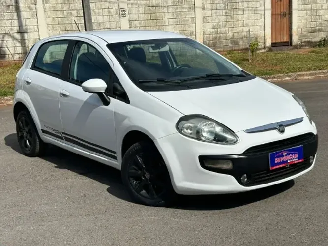 Fiat Punto Attractive 1.4 Fire Flex 8V 5P 2013