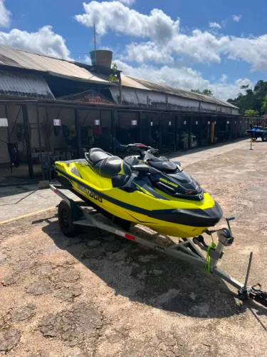 JET SKI SEA-DOO RXT-X RS 300