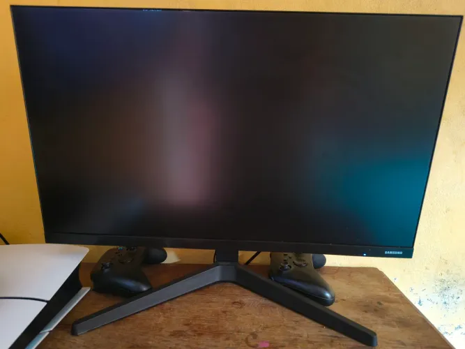 Vendo Monitor Novo Samsung