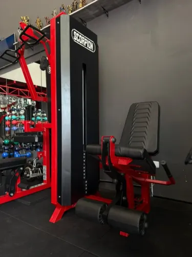 EQUIPAMENTOS PARA ACADEMIA PROFISSIONAL DE FABRICA