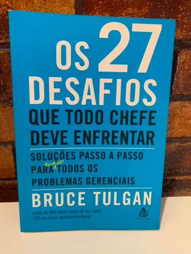 Livro 'Os 27 desafios que todo chefe deve enfrentar'.
