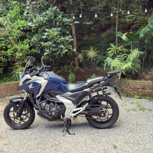 Honda NC750x 2023 km baixo