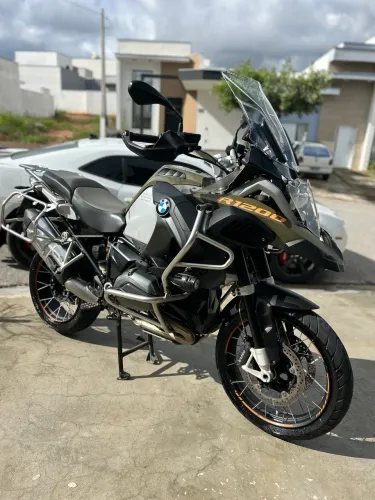 BMW 1200 adventure