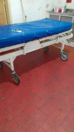 Cama hospitalar