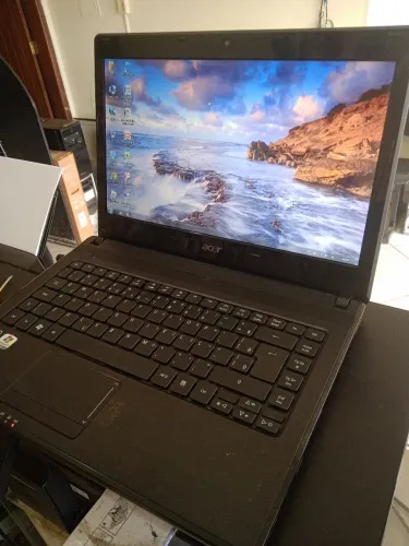 Notebook Acer duo core.4 gigas, ssd 128 gigas