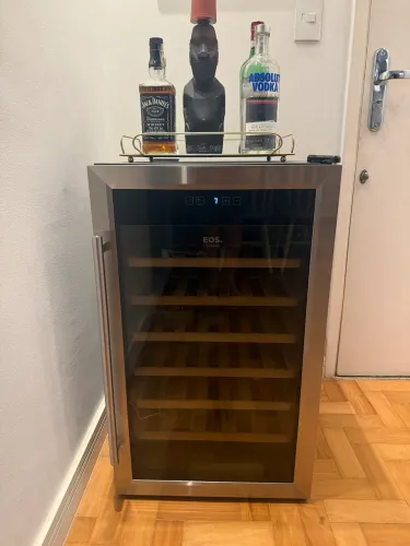 ADEGA REFRIGERADA 58 GARRAFAS