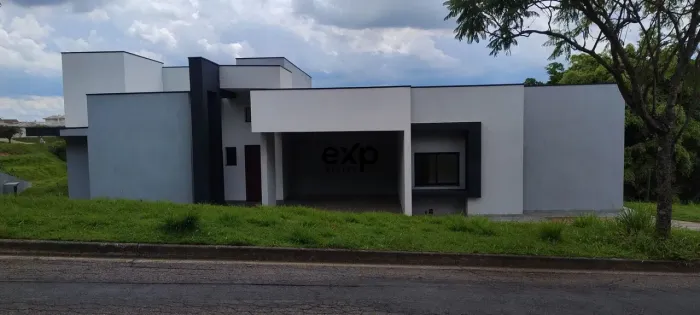 Casa - Residencial Jardim Primavera - Louveira/SP.