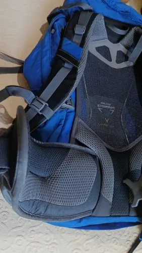 Mochila Futura Pro 42 AZ Deuter