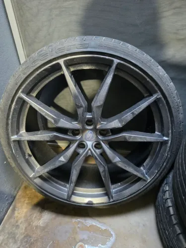 Rodas aro 22 5 furos