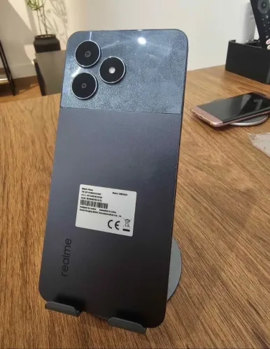 Realme NFC 128gb 12gb de RAM funcionando tudo
