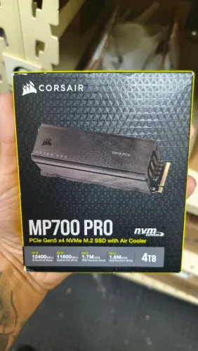 SSD NVME 4TB CORSAIR