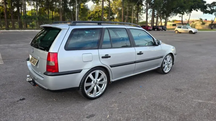 Volkswagen Parati Crossover 2.0 8V/ 1.0 16V TB 4P 2003
