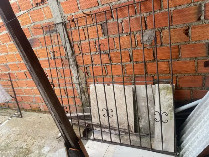 Portão e Grade de Ferro