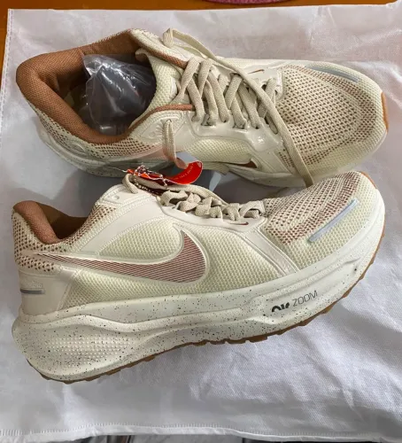 Vendo tênis Nike , número 38