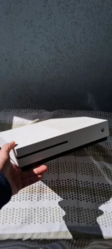 Console Microsoft Xbox One S 1TB Branco